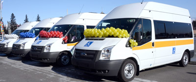 Автомобили «FordTranzit» для организации перевозки людей с ограниченными возможностями переданы четырем учреждениям Тувы 