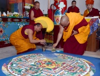 В Туве состоялось важнейшее	 для буддистов Тувы действие – построение и торжественное разрушение мандалы божества Зеленая Тара