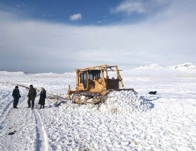 В Барун-Хемчикском районе  Тувы очищены от глубокого снега подъездные дороги  к 134 чабанским стоянкам 