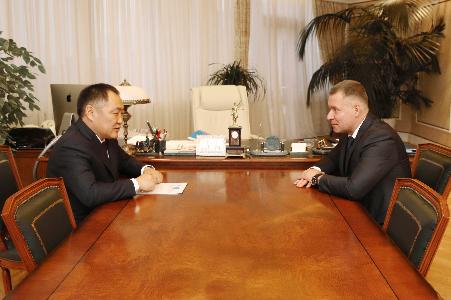 Министр МЧС России поблагодарил Главу Тувы за повышение внимание к вопросам обеспечения безопасности