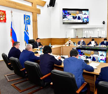 На аппаратном совещании правительства обсудили оперативную обстановку в республике