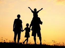 В Туве началось обсуждение итогов реализации государственной политики в сфере семьи и детства в 2021 году предпросмотр