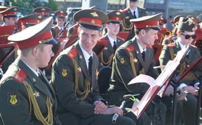 В Туве снова дает концерты Центральный военный оркестр Министерства обороны России 