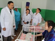 Министр здравоохранения Тувы проинспектировал больницу труднодоступного Монгун-Тайгинского района