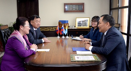 Встреча Главы Тувы с Генконсулом Монголии в Кызыле