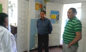 Министр здравоохранения Тувы инспектирует сельские ФАПы