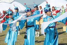 В  районах Тувы начинаются мероприятия, посвященные 100-летию единения России и Тувы и Году культуры   