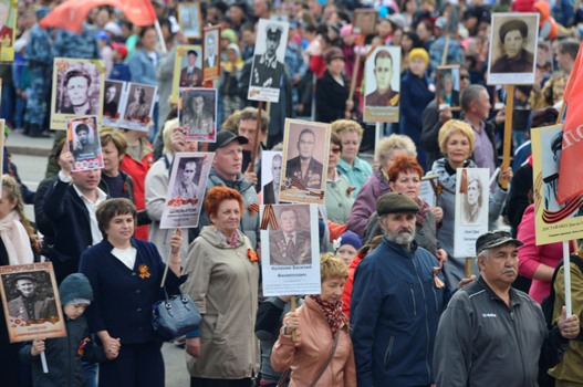 В столице Тувы состоялся торжественный парад в честь 74-й годовщины Победы в Великой Отечественной войне (1941-1945 гг.)
