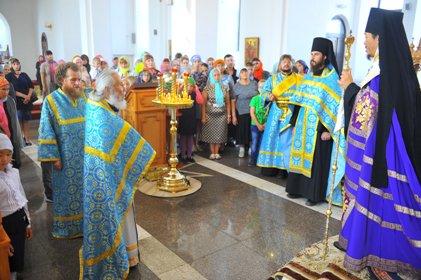 Глава Тувы поздравил Преосвященного владыку Феофана и православных республики с 5-летием Кызылской епархии