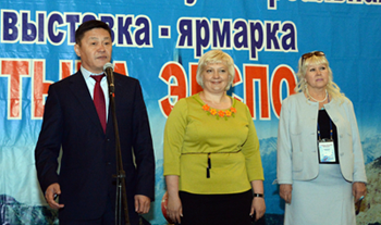 Первый вице-премьер Шолбан-оол Иргит пожелал успешной работы участникам выставки «Тываэкспо-2014»