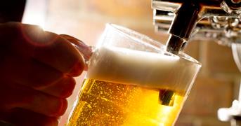 В Туве по решению судов закрывают пивные бары