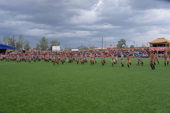 В городе Чадаана Дзун-Хемчикского района Тувы  торжественно открыт новый стадион на 6 тысяч зрителей 