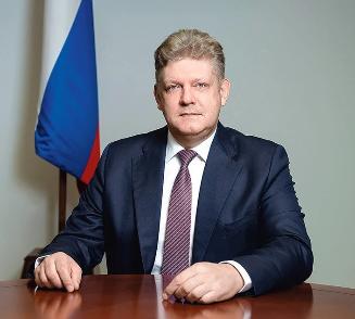 Поздравление полномочного представителя  Президента Российской Федерации  в Сибирском федеральном округе  с Днём Победы 
