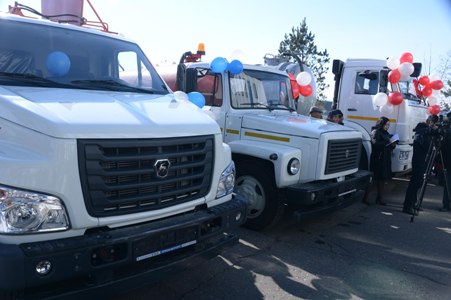 Автопарк Кызылского района пополнился коммунальной спецтехникой
