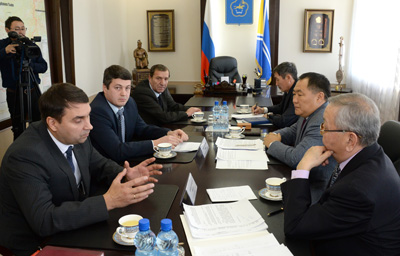 Глава Тувы провел рабочую встречу с ректором Сибирского государственного университета путей и сообщения
