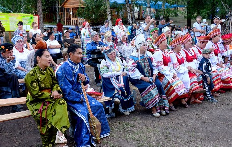 Глава Тувы поручил построить паром в старообрядческом Сизиме, где проходит Межрегиональный фестиваль русской культуры