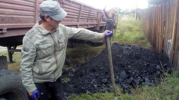 Власти Тувы ведут переговоры с собственником Каа-Хемского угольного разреза о неповышении цены на каменный уголь в 2020 году