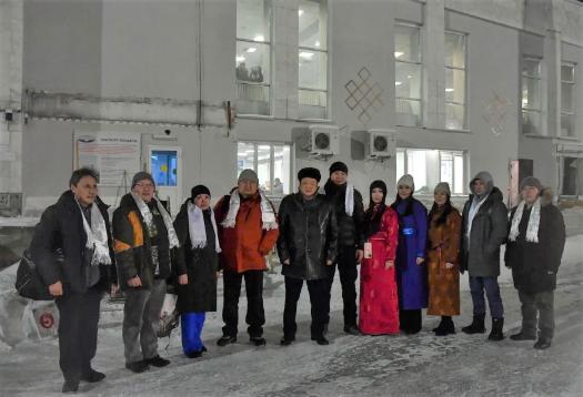 Тувинские медики вернулись из командировки в Донбассе 