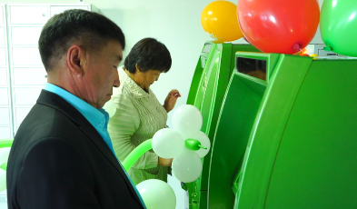 В рамках реализации Соглашения между Правительством Тувы   и Сбербанком  в районах расширяется сеть банкоматов