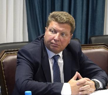 Алексей Храмцов, министр образования Тувы, про переход на пятидневку в школах 