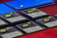 В Туве государственные награды вручили передовикам угледобывающей отрасли