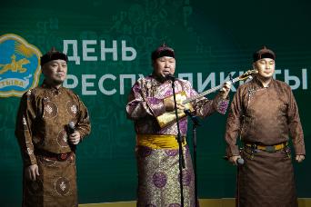 Концерты мастеров культуры и искусств Тувы покорили посетителей выставки «Россия» предпросмотр