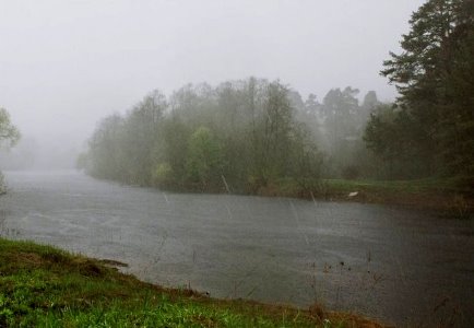 МЧС предупреждает: в Туве продолжатся дожди, в связи, с чем прогнозируется повышение уровня воды в реках