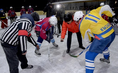 В столице Тувы появилась новая площадка для хоккеистов 