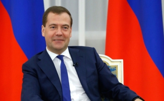 Глава Тувы поздравил премьер-министра РФ Дмитрия Медведева с днем рождения! 