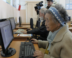 В бюджете Тувы впервые предусмотрели средства на обучение пенсионеров основам компьютерной грамотности 