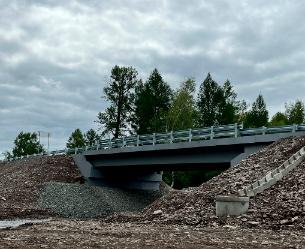 В Барун-Хемчикском районе Тувы после ремонта ввели в строй мост через реку Аянгаты