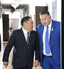 Глава Тувы Шолбан Кара-оол и губернатор Увсанурского аймака Монголии на старте нового и  большого пути