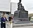 Глава Тувы возложил цветы к памятнику основоположнику тувинской  государственности Монгушу Буяну-Бадыргы