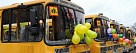 Тува по федеральной программе обновит парк школьных автобусов и автомобилей скорой помощи