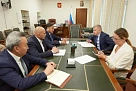 Глава Тувы обсудил с заместителем министра просвещения России строительство школ в республике
