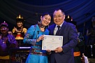 Глава Тувы поздравил с 15-летием Тувинский национальный оркестр 