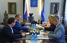 Глава Тувы провел встречу с представителями исполкома межрегиональной ассоциации «Сибирское соглашение»