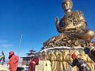 В Туве провели обряд «оживления» статуи Будды Шакьямуни, подаренной фондом имени Кужугета Шойгу