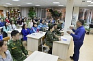 Глава Тувы провел встречу со студентами Военного учебного центра при СФУ 